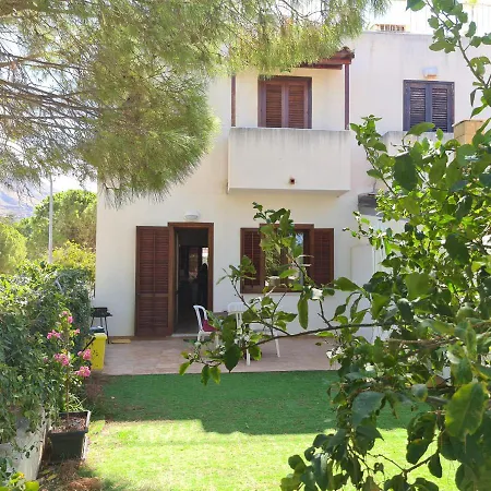 Apartment Casa Il Limone 300m Mare Park E Giardino Priv